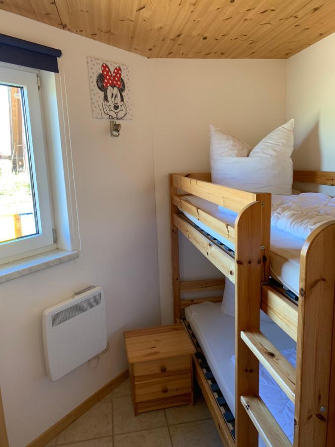Roter Ostseebungalow Börgerende-Rethwisch Екстериор снимка